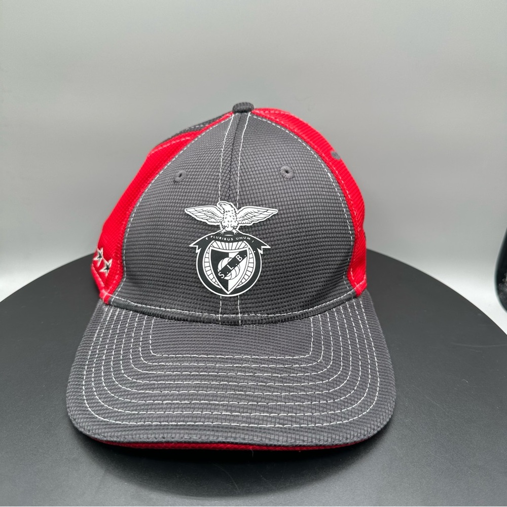 SL Benfica Emblem New Era Adjustable Hat Men OS Gray/Red - Picture 2 of 8